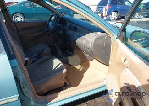 1997 Ford Escort Lx из США, поврежденный, VIN 1FALP13P3VW412253